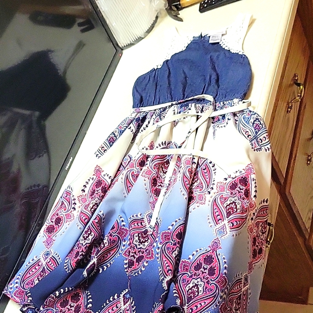 Kids dress size 10